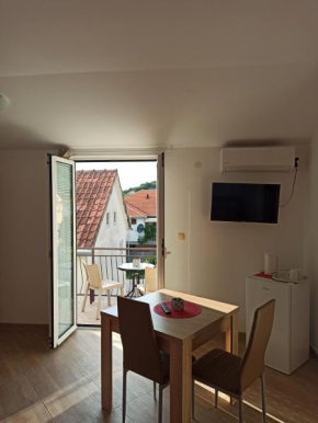 Lastva Holliday Rooms